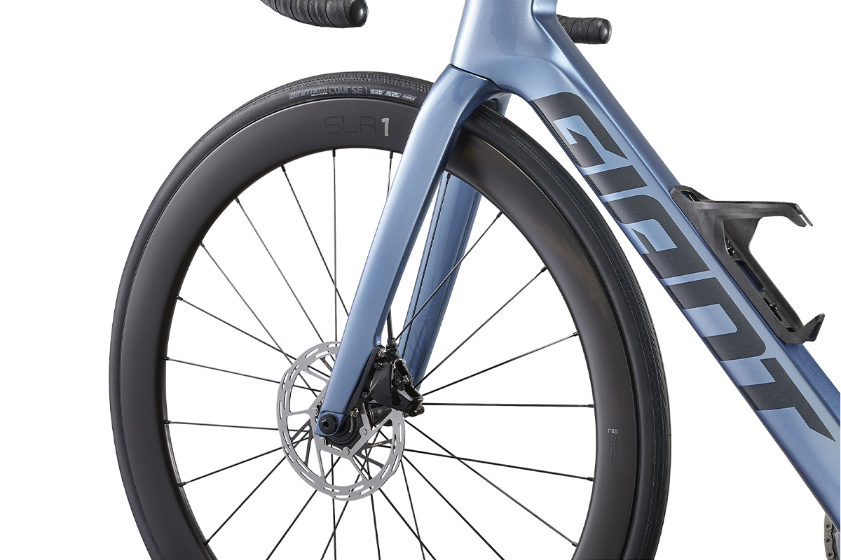 Propel Advanced Pro 1
