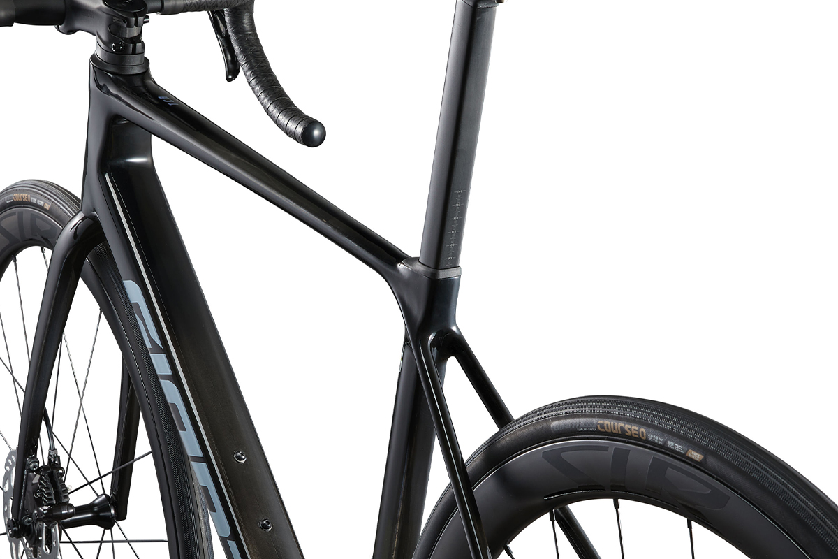 TCR Advanced Pro 1 AXS