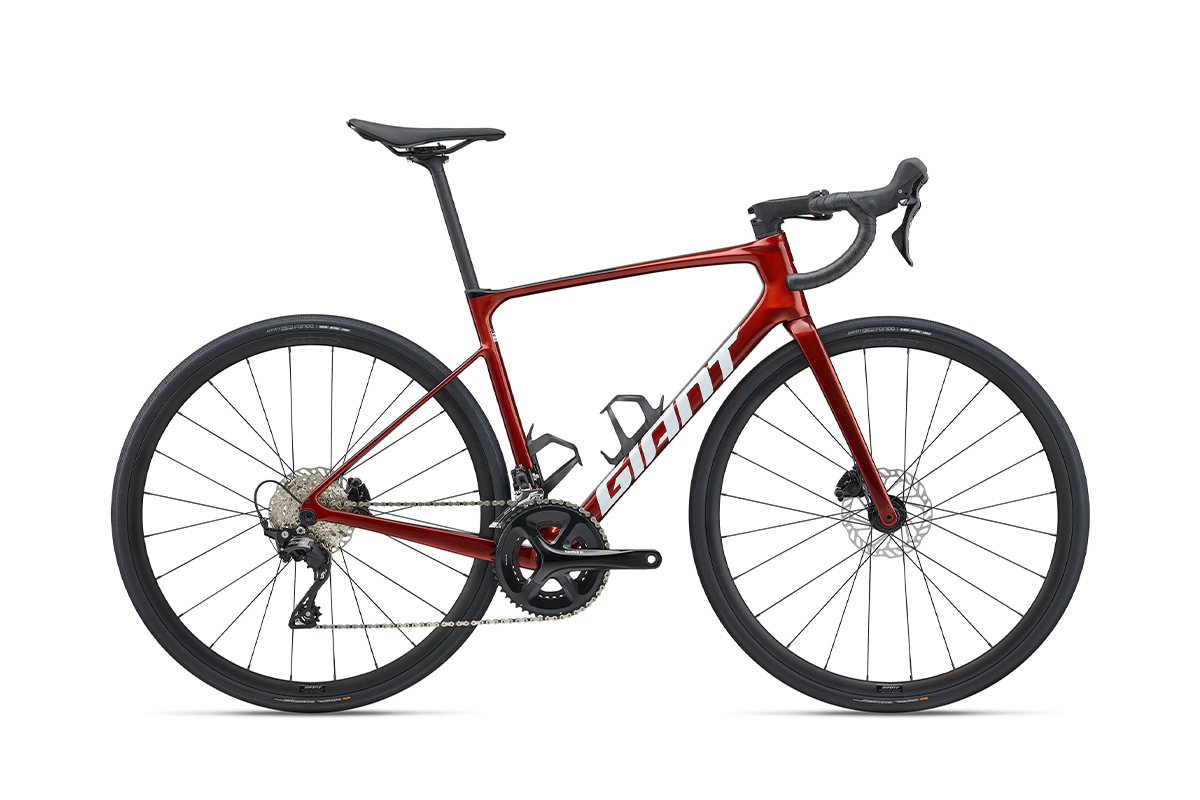 Defy Advanced 2 2025