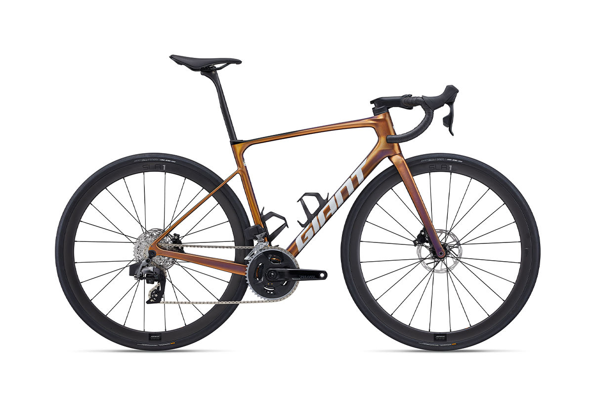 Defy Advanced Pro 1