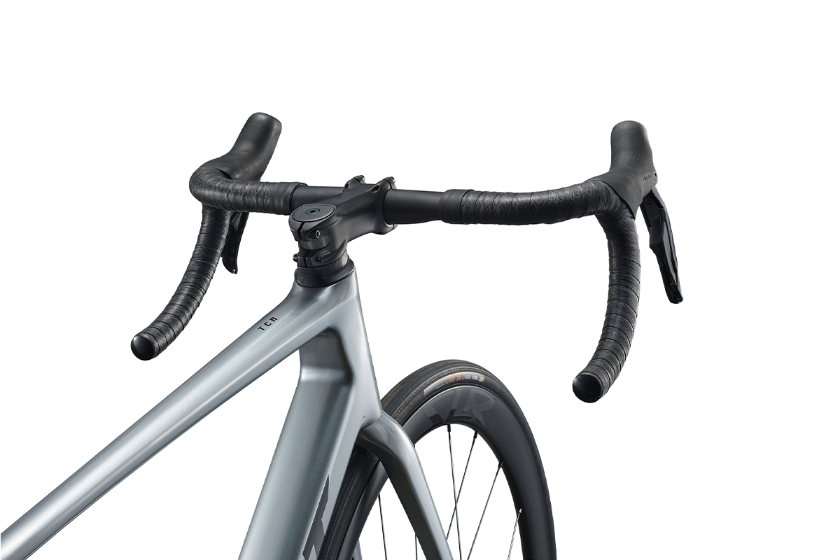 TCR Advanced Pro 1 Di2 2026