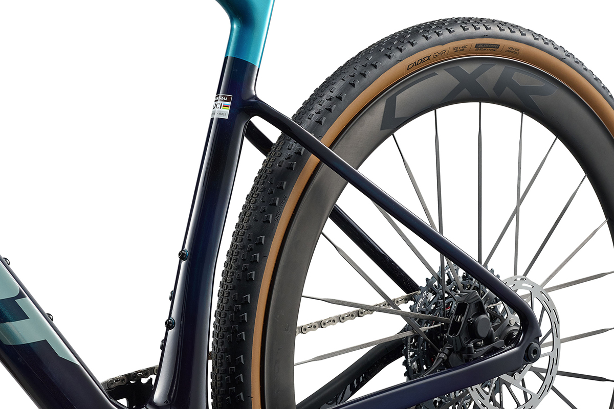 Revolt Advanced SL 2