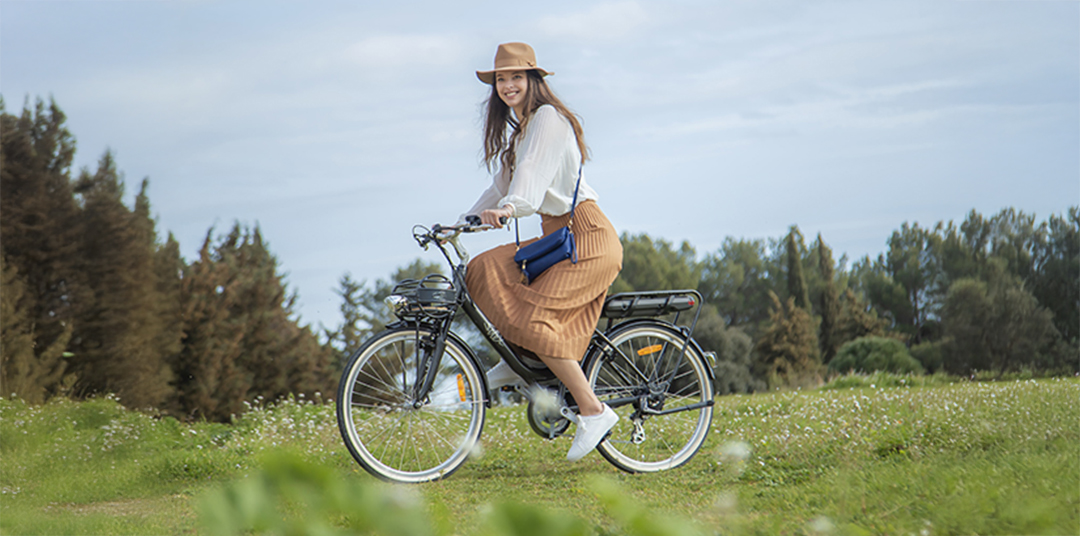 vélo de ville électrique pour femme