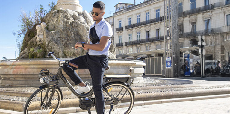 vélo de ville électrique pour homme