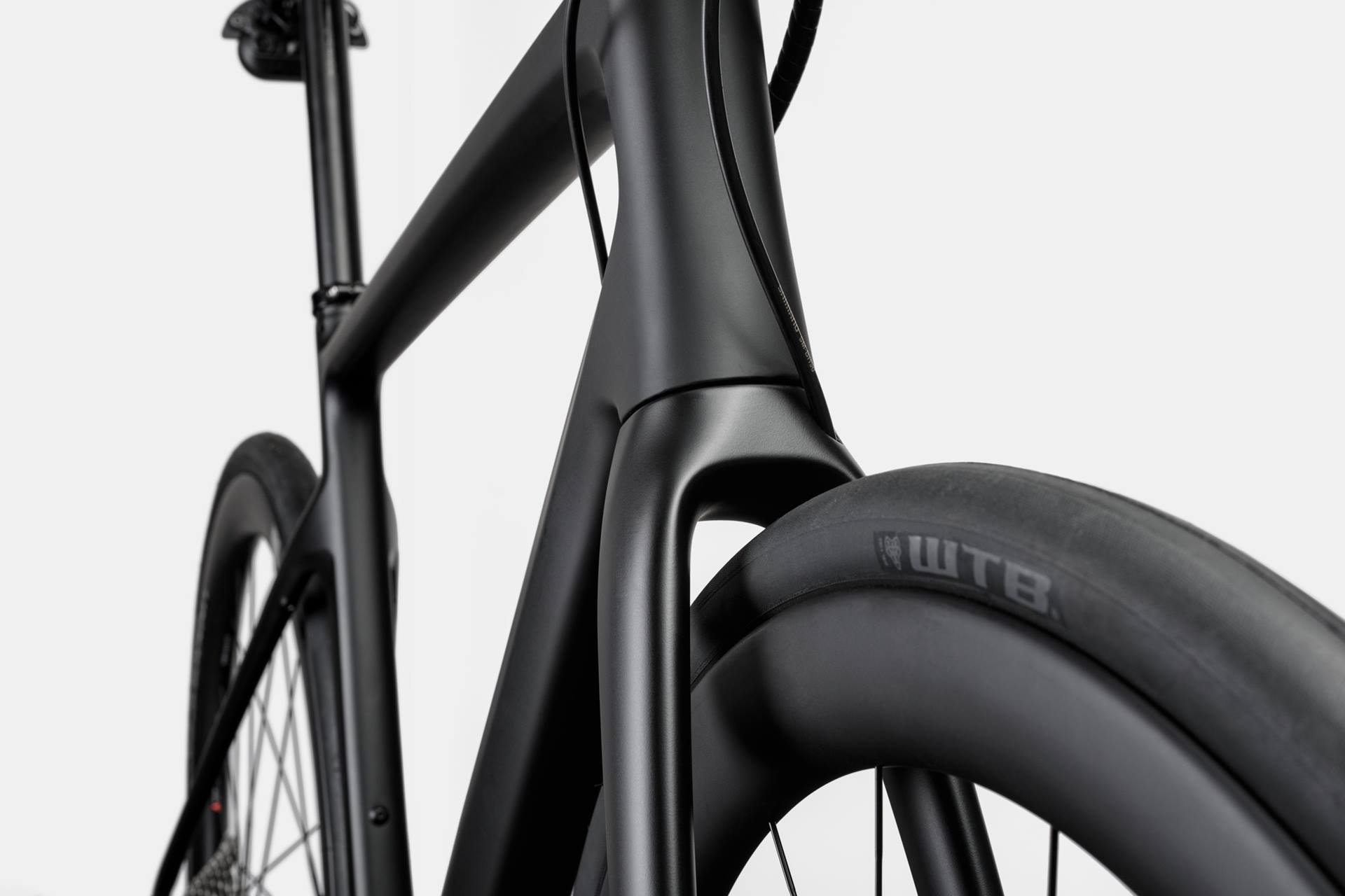 Synapse Carbon 2 RLE