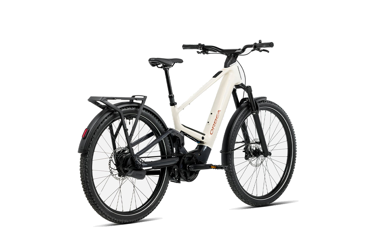 MUGA 20