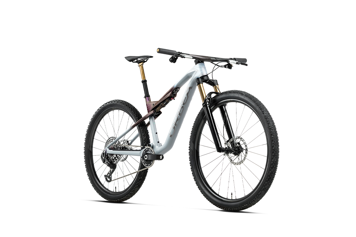 Oiz M30 2027